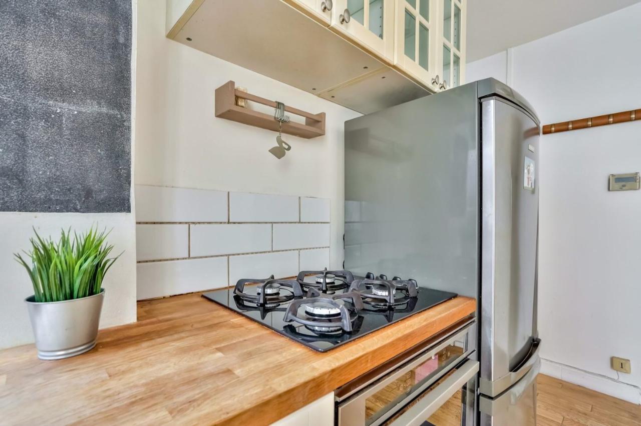 Appartement Quartier Pigalle Free Netflix Париж Екстериор снимка
